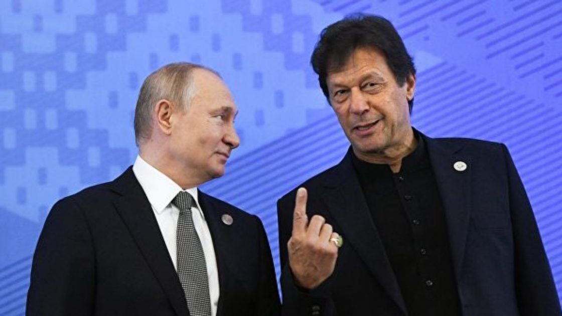 Imran-Khan-and-Vladimir-Putin
