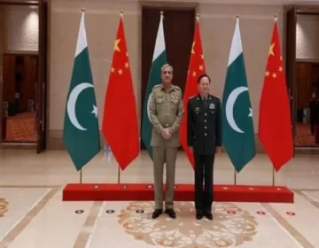 Pak Army Chief in China
